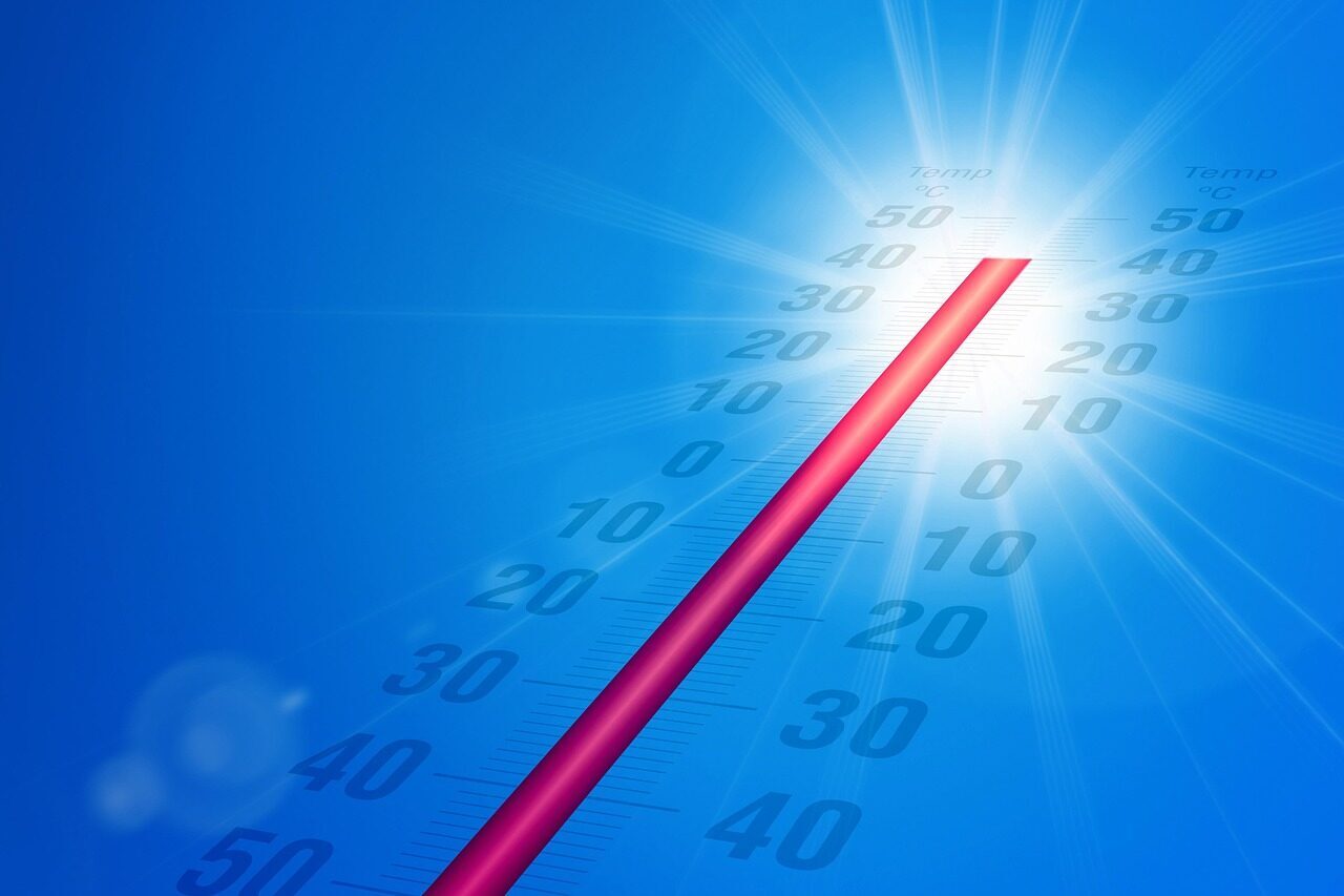 _schirmer_immobilien_aktuelles_kfw_2025_pixabay_solar-cell-4045029_1280_temperature-7271737_1280